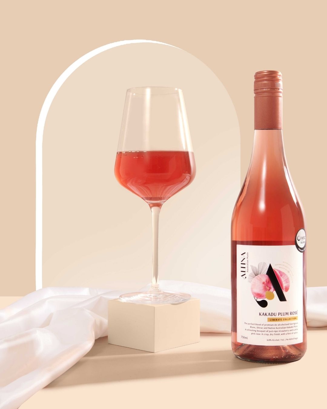 Altina Kakadu Plum Rose - 750mL